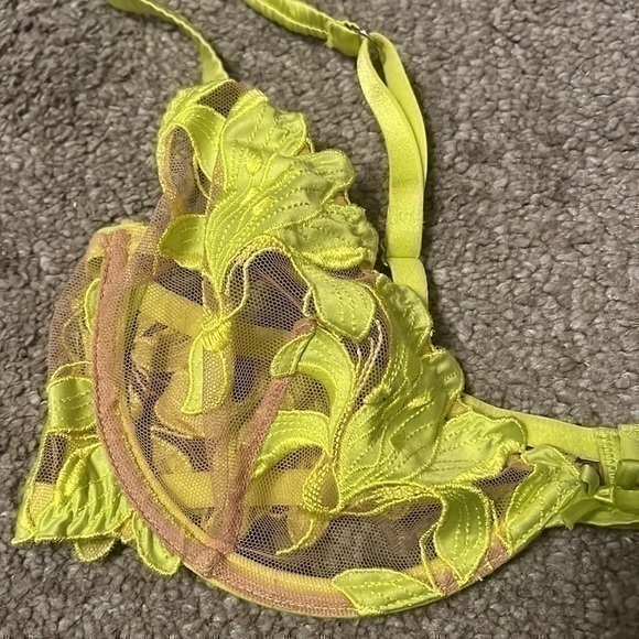 Fleur du Mal bra size 36C - Picture 6 of 10